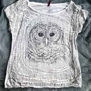 Juniors Black and White Owl Shirt